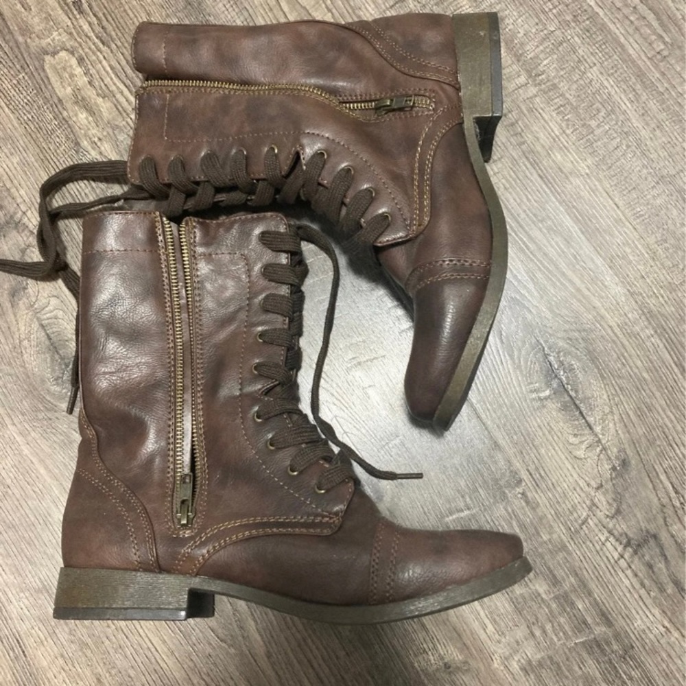 Womens zip up boots